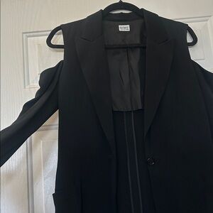 Vintage Black Cold Shoulder Blazer by OZBEK made in Italy. #90’s #oldmoney
